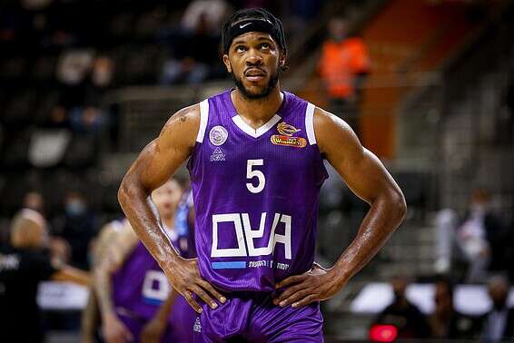 ג'ארון בלוסומגיים. בדרך למטה עם נהריה // צילום: מאור אלקסלסי