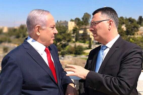 הבן האובד לא ישוב הביתה. גדעון סער ובנימין נתניהו // צילום: שרון רביבו