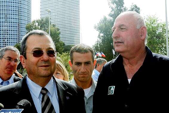 אהוד ברק ומוקי בצר, שותפים למבצע אביב נעורים // צילום: רוני שיצר