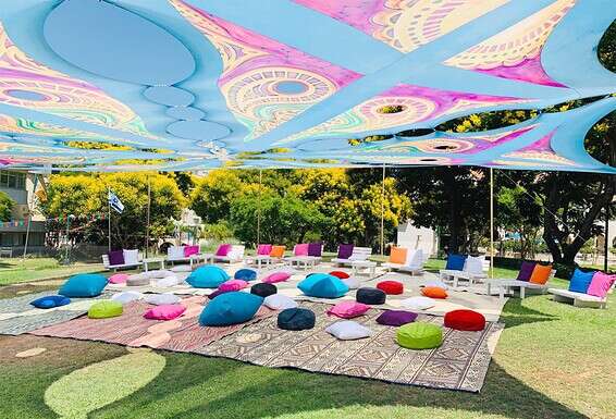 פיקניק בקניון עיר ימים // צילום: יוסי מלכה