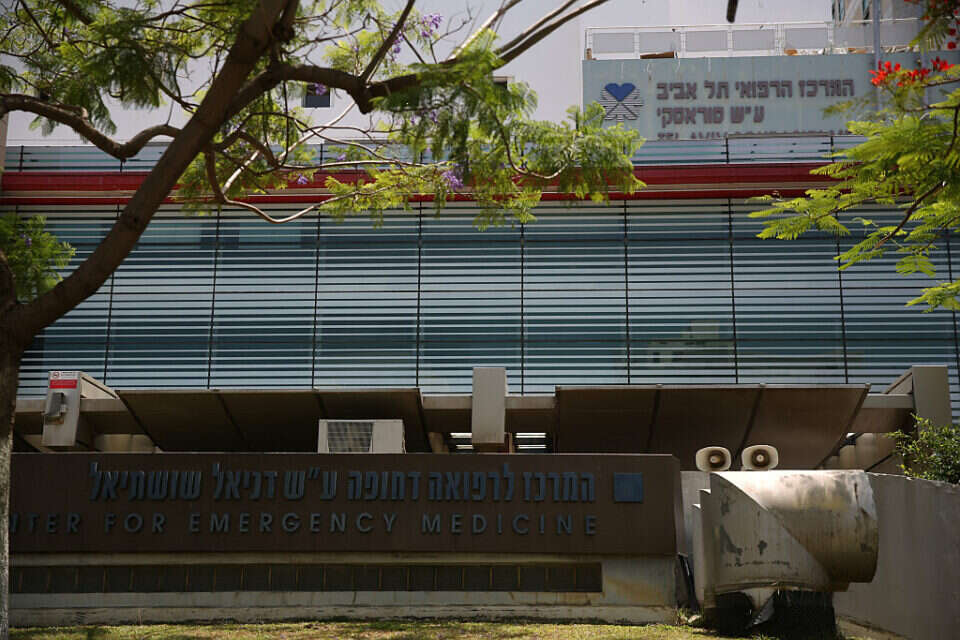 בית החולים איכילוב, המקום בו טופל התינוק לאחר שלפי החשד הוכה בידי אמו , יהושע יוסף, ארכיון