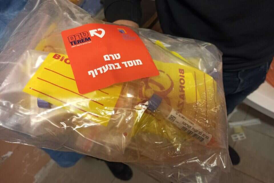 בדיקות בתעדוף , ללא קרדיט