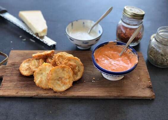 חטיף פרמזן שלא תוכלו להפסיק לאכול // צילום: מאיה דרין