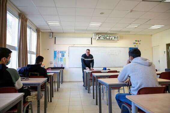 למידה בקפסולות בבית ספר בזיכרון יעקב // צילום: מישל דוט קום
