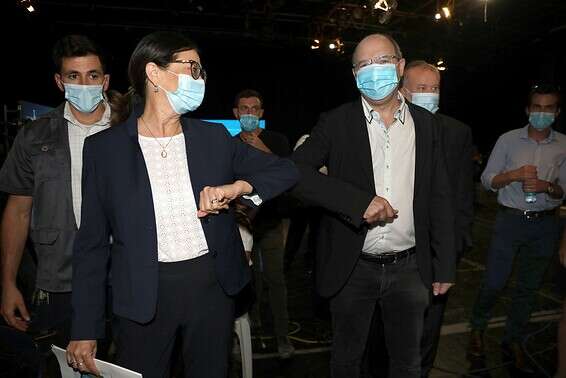 שר המשפטים ניסנקורן ונשיאת העליון אסתר חיות // צילום: גדעון מרקוביץ'