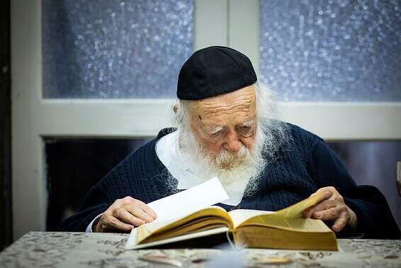 נתניהו פנה אליו. הרב קנייבסקי // צילום: אריק סולטן