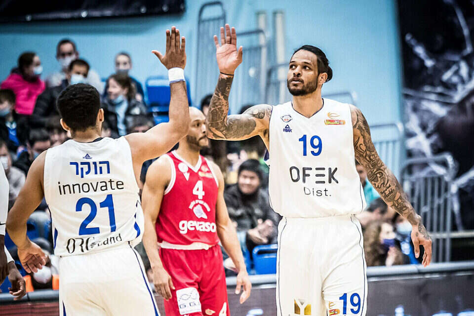 בני הרצליה חוגגת ניצחון כל גלבוע, הערב , עודד קרני