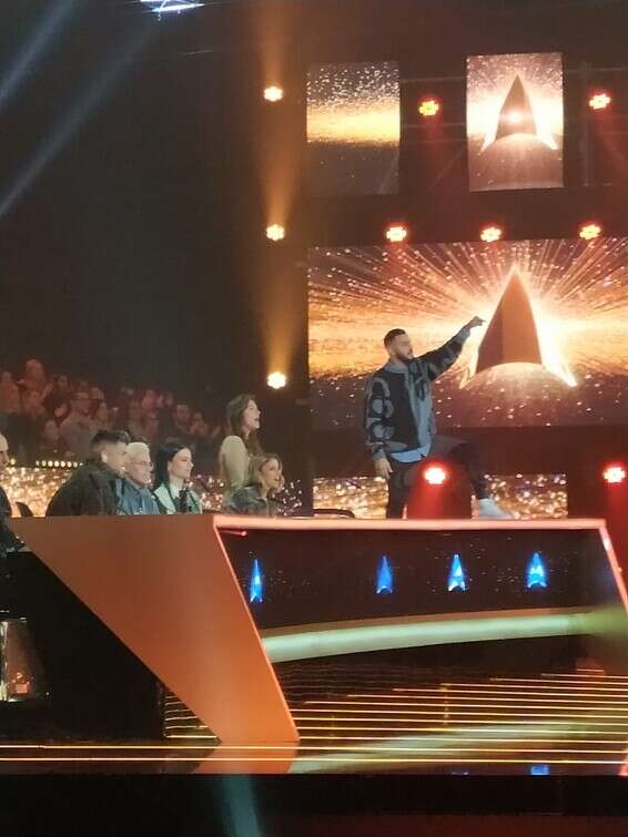 נראה שמישהו שם שר בצורה טובה במיוחד // צילומי "הכוכב הבא"