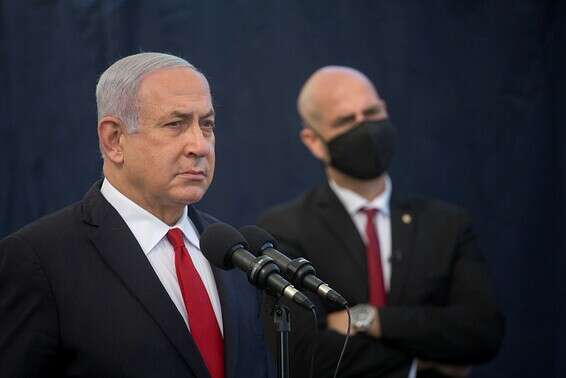 השר אוחנה ורה"מ נתניהו // צילום: מרים אלסטר/פלאש90