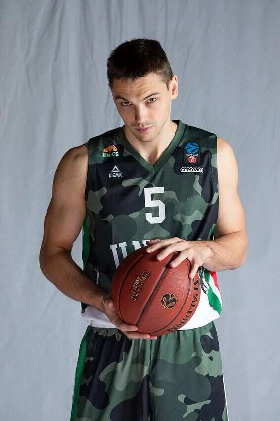 קולשוב במדי קאזאן. ייצג את רוסיה? // צילום: האתר הרשמי של קאזאן