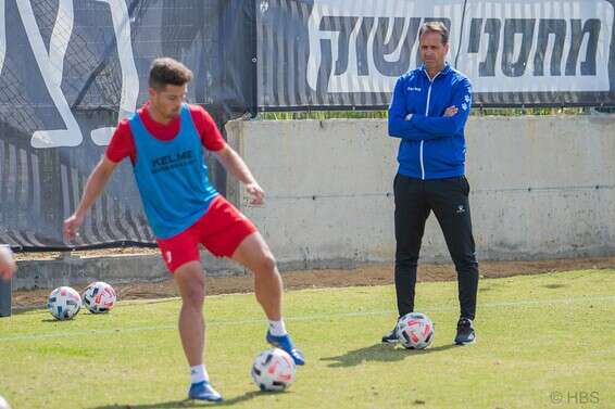 רוני לוי באימון הבוקר // צילום: באדיבות הפועל ב"ש