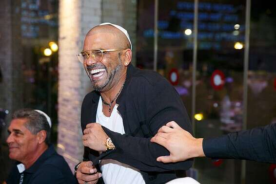 לא חבר? לא עוקב. אייל גולן // צילום: לירון מולדובן