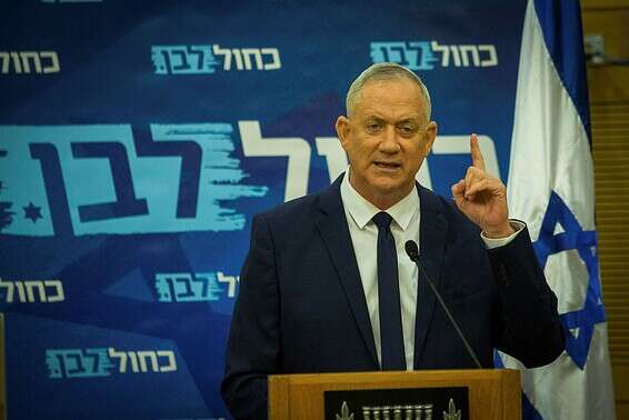 לוי: "בסוף מי שהפר את הבטחת הבחירות זה גנץ" // צילום: אורן בן חקון