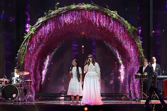 על במת האירוויזיון, מאי 2019. "הקהל צמא לשירים מקוריים שלנו. ראינו בהופעות כמה הוא אוהב את זה" // צילום: קוקו