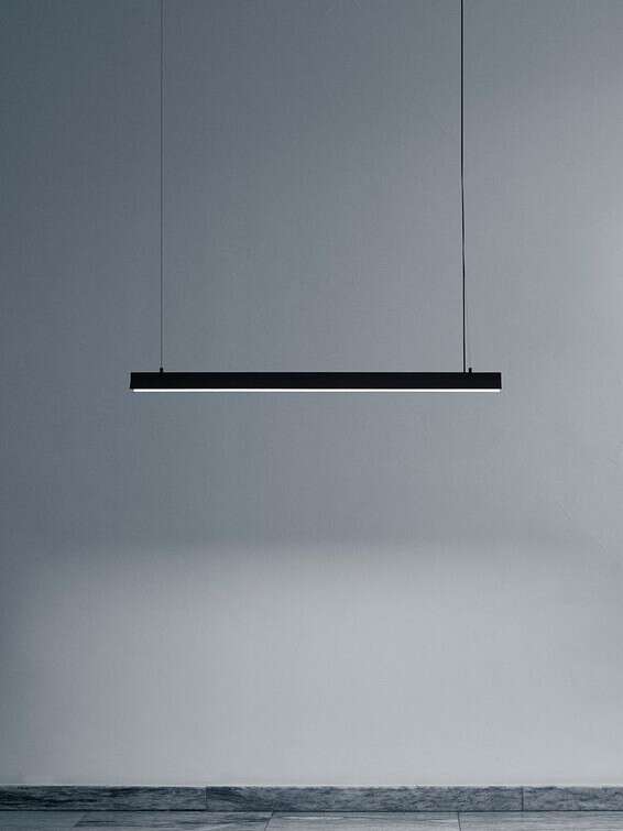 גוף תאורה משרדי תלוי, דורי קמחי //צילום: יח"צ