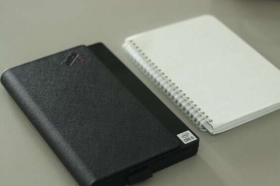 בגודל של מחברת // צילום: ינון בן שושן