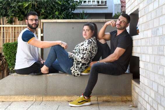 כל אחד מתמודד בדרך מעט אחרת. האחים לבית אברהמי