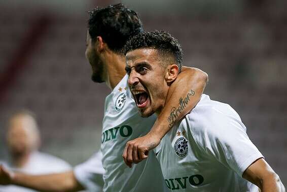 מכבי חיפה חוגגת בדוחא // צילום: מאור אלקסלסי