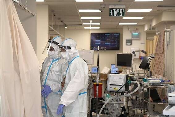 מחלקת קורונה בשערי צדק // צילום: אפרת אשל