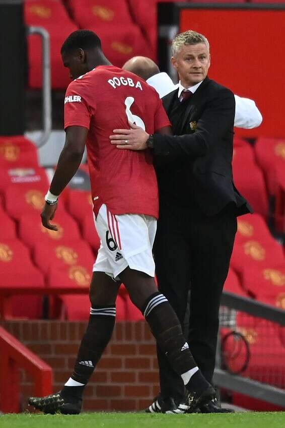 פוגבה עם סולשיאר. הנורבגי לא מצליח לייצב את הקבוצה // צילום: אי.פי