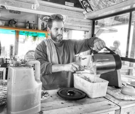 "לא הבאנו אנשים מבחוץ שיכלו לסכן מישהו מהנוכחים". דותן זיבר // צילום: נועה ברנט