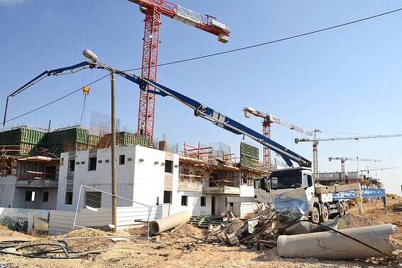 אתר בנייה // צילום: דודו גרינשפן