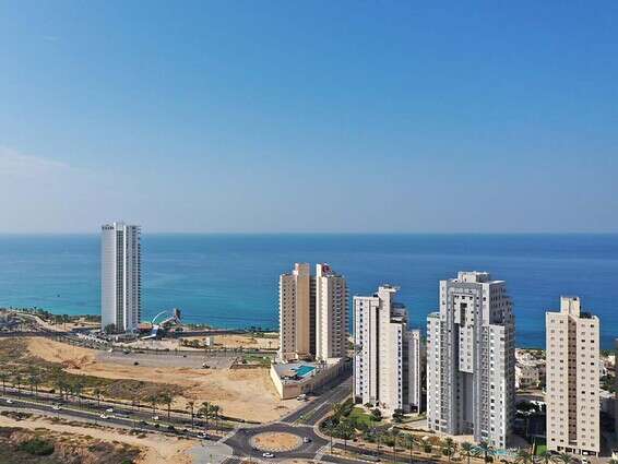 תנועה ערה של פרויקטים חדשים // הדמיה: שיכון ובינוי, Evolve Media