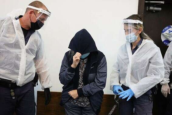 הגננת, בת ה-63, מרמת גן בדיון הארכת מעצר בבית המשפט // צילום: קוקו