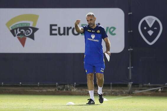 אנגלינאס. יעמוד על הקווים // צילום: עמי שומן