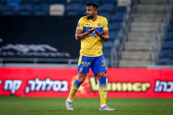 פיבן לאחר ההרחקה, הערב בסמי עופר // צילום: מאור אלקסלסי