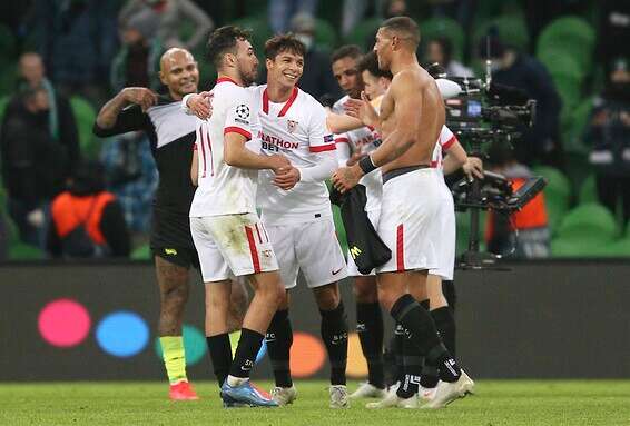 גם שחקני סביליה חוגגים // צילום: AP