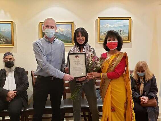 מימין לשמאל: רחל שפירא, השגרירה ד"ר אנג'ן שאקיה, גלי עטרי, חילי טרופר, אריאל זילבר // צילום: באדיבות שגרירות נפאל