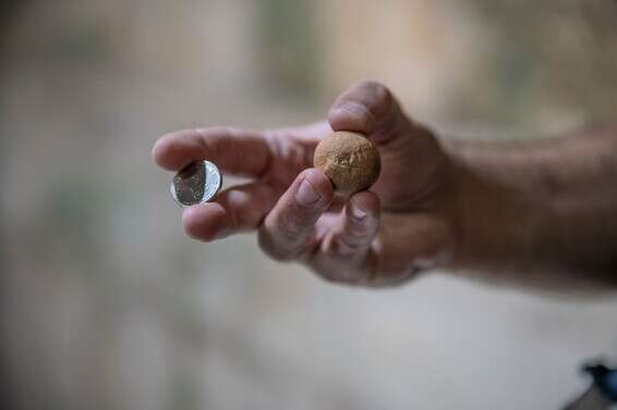 "למשקל מדויק היה תפקיד מאוד חשוב" // צילום: שי הלוי, רשות העתיקות