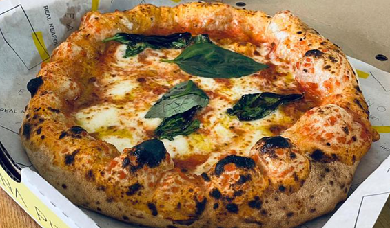 ככל הנראה הבצק הכי טעים שתאכלו. פארינו // צילום: באדיבות המסעדה