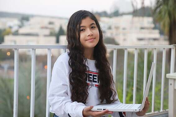 "זה לא נעים לשבת בבית כל כך הרבה זמן". דניאלה שומיל // צילום: יהונתן שאול