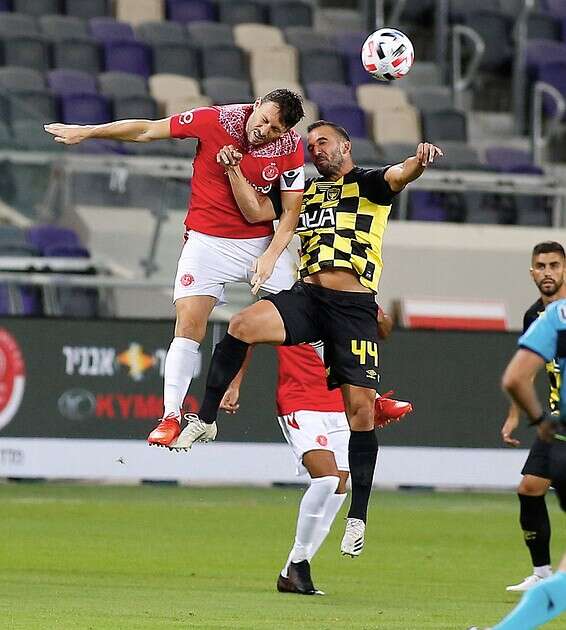 דגני ואלטמן במאבק אווירי // צילום: אלן שיבר