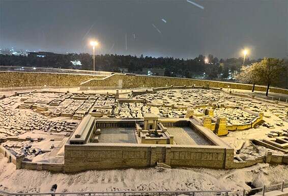 שלג במיני ישראל, הלילה // צילום: אנסטסיה צ'רנצ'וק