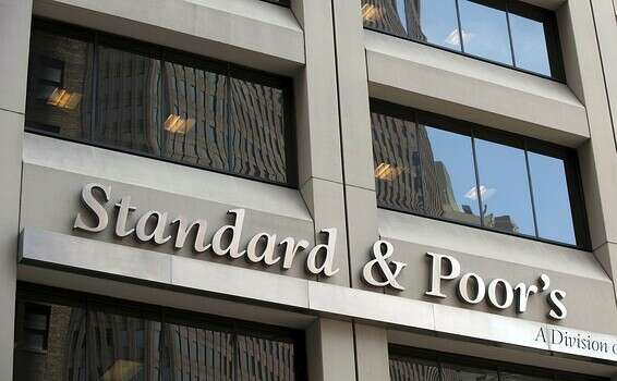 משרדי חברת דירוג האשראי סטנדרט אנד פור שבניו יורק, ב-2011 // צילום: איי.אף.פי.