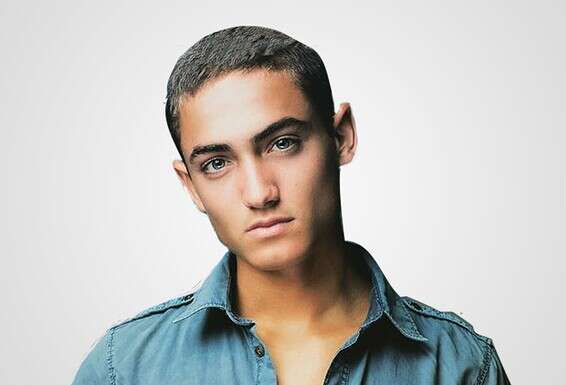 הבן, ליאון רביץ. "הוא עם רגליים על הקרקע" // צילום באדיבות ייצוג 1