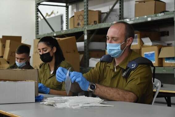 היערכות למבצע החיסונים בצבא // צילום: דובר צה"ל
