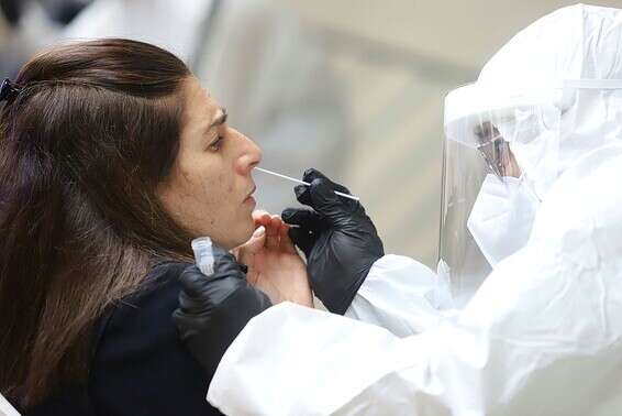 בדיקת קורונה במודיעין, בשבוע שעבר // צילום: יהונתן שאול