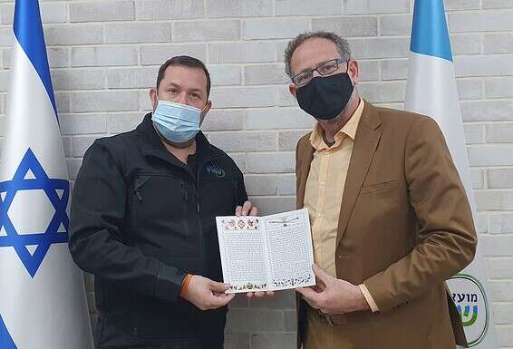 בנימין הורגן ויוסי דגן // צילום: אסתר אלוש