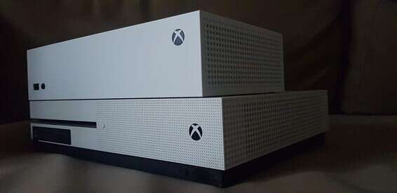 סדרה S בהשוואה ל-Xbox One // צילום: ולרי אורטנברג