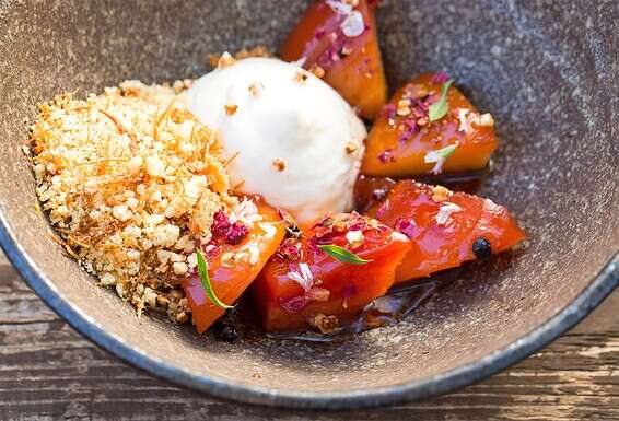 קלאסיקה מתוקה. מלבי, חבושים וקדאיף // צילום: איתיאל ציון