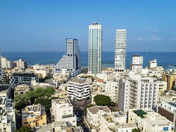 מבט על אידלסון מהגובה. תל אביב מעל כולם // צילום: Ewave Nadlan