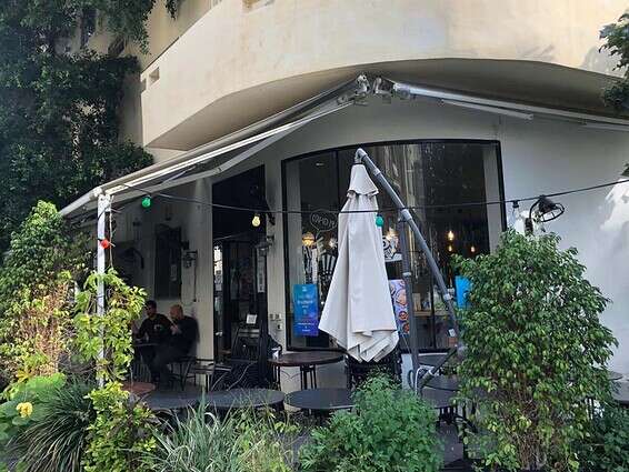 קפה שניאור. שכונתי ואיכותי // צילום: יונית קסל