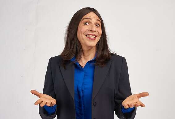 "שמים ליפסטיק, פאה, נעלי עקב וקדימה להתחרע". יובל סמו כמירי רגב