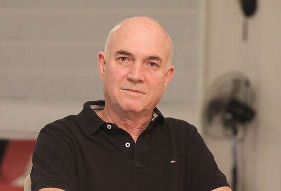 אדם וינברג. "לא מתרגש"