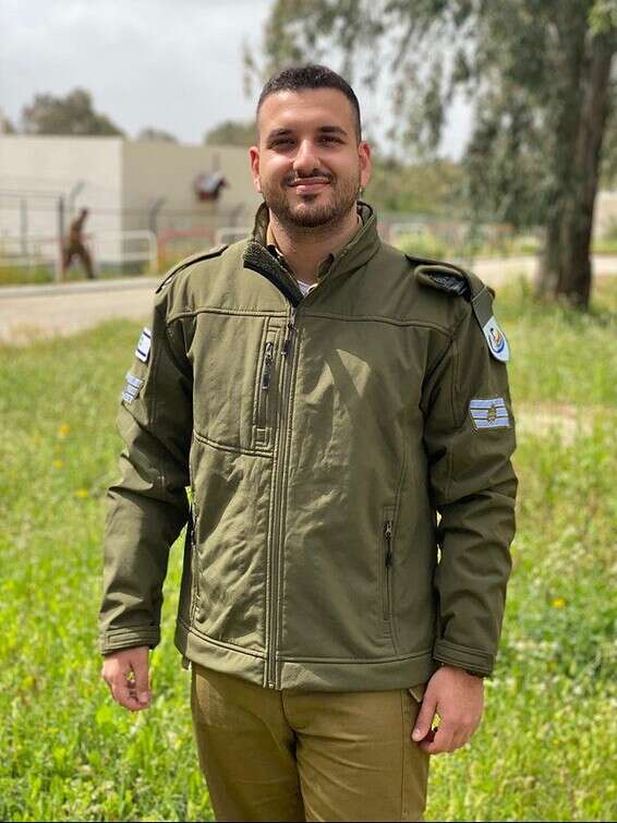 מעיל א' החדש // צילום: באדיבות אתר צה"ל