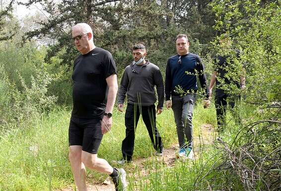 בצעידה ביער ליד ראש העין // צילום: יוסי זליגר